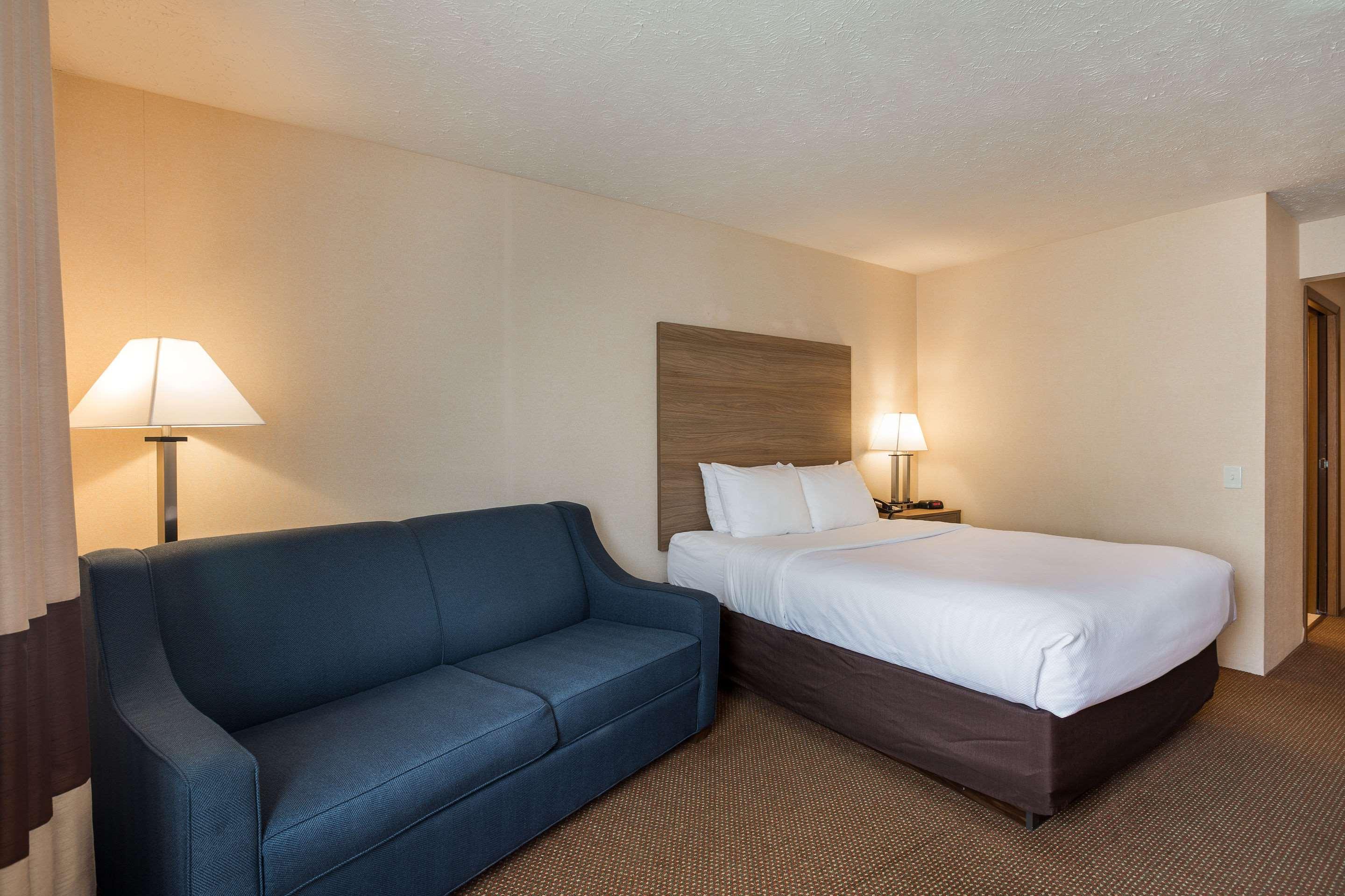 Quality Inn Petoskey-Harbor Springs מראה חיצוני תמונה